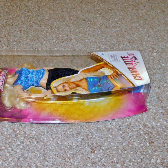 2017 Mattel WWE Superstar Fashions Charlotte Flair Doll MIB Brand New Wrestling - Picture 4 of 8